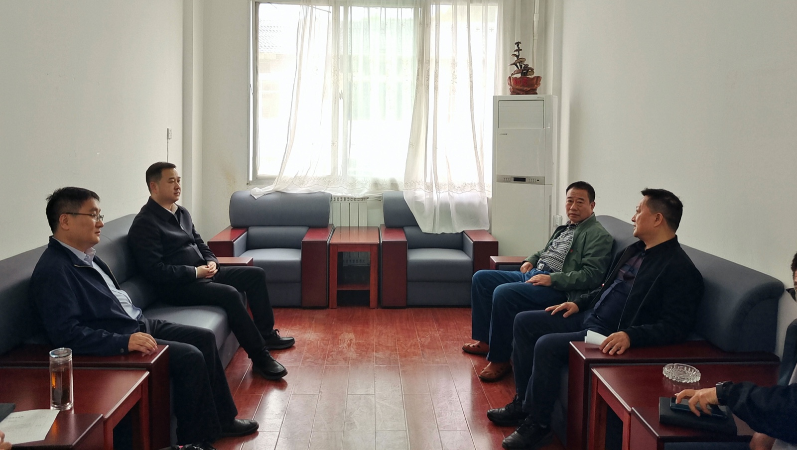 汉中分公司与留坝县政府举行避险安居搬家工程座谈会 -  豪门国际